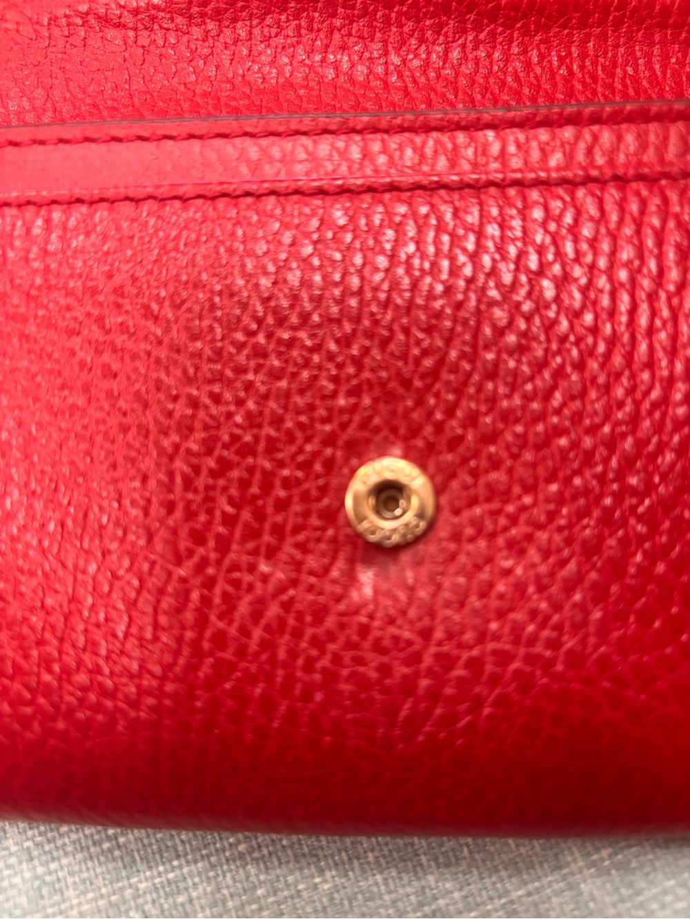 Gucci Red Pebbled Leather Wallet with Gold GG Hardware - Picture 12 of 12